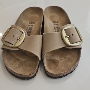 Birkenstock Beige Sandals with Gold Buckle